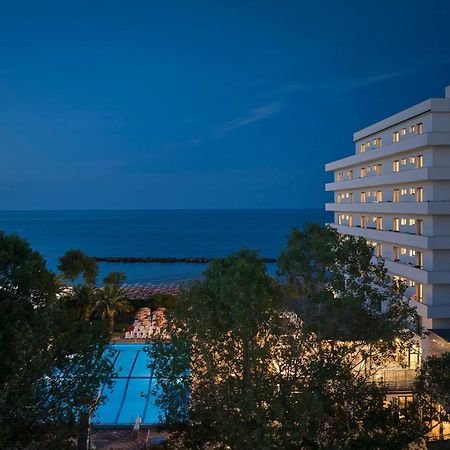 Serena Majestic Residence Montesilvano Marina Eksteriør billede