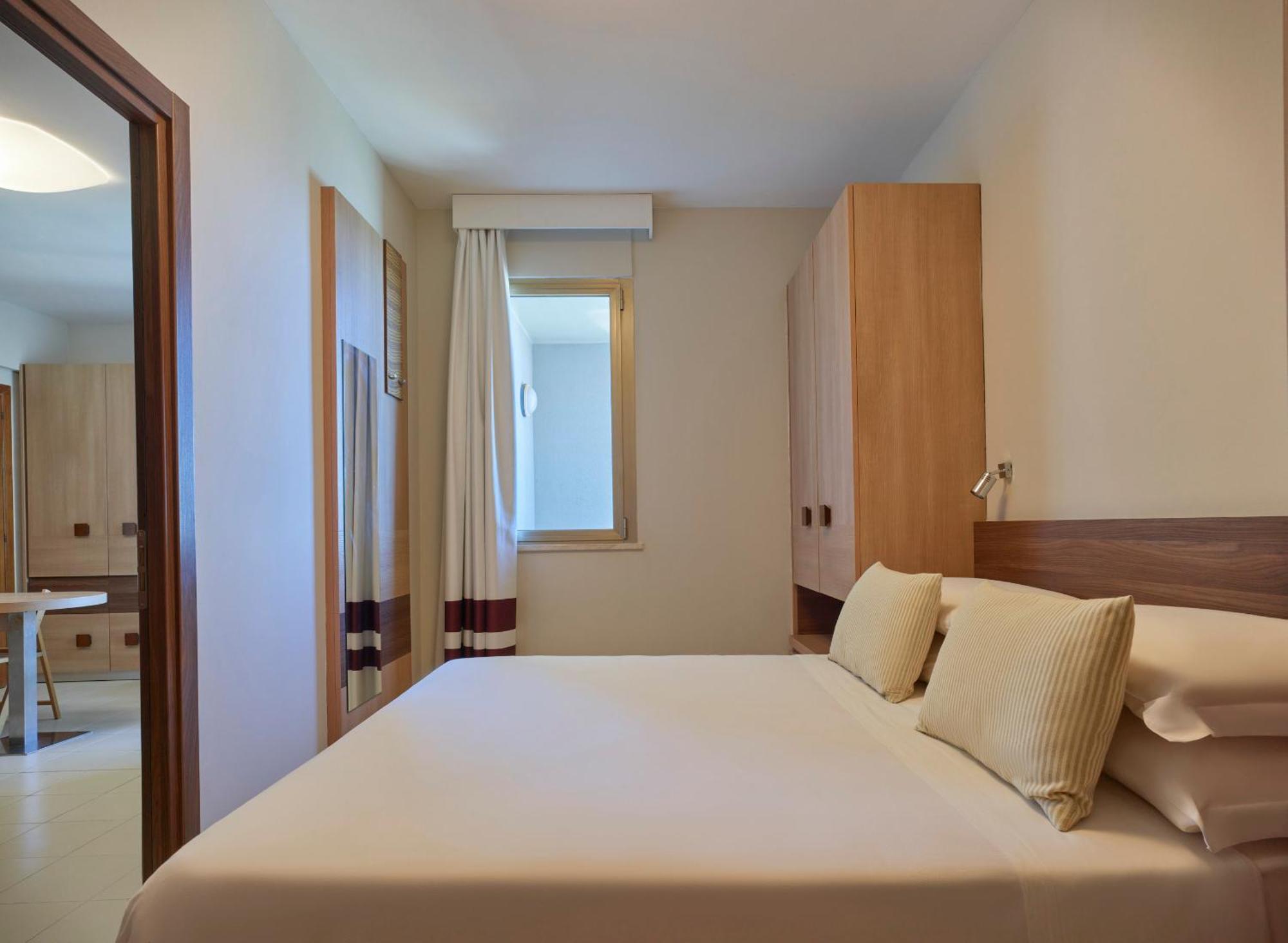 Serena Majestic Residence Montesilvano Marina Værelse billede